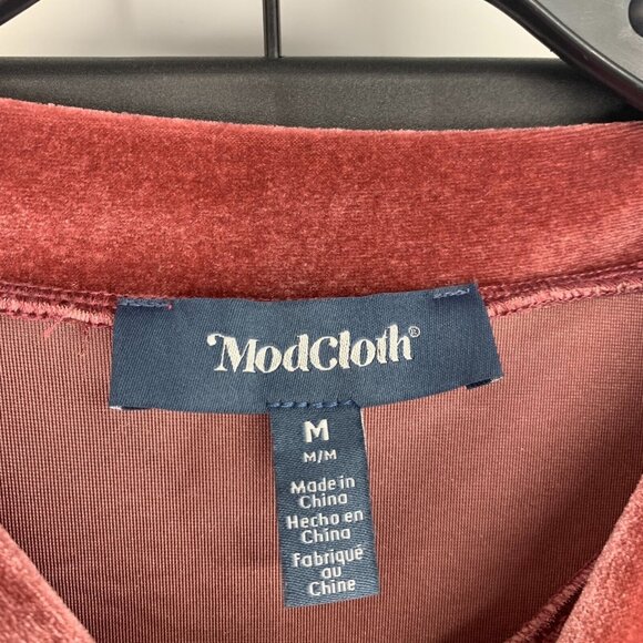 Modcloth Sweatshirt Joggers Velour Touch & Go Set - Picture 2 of 14